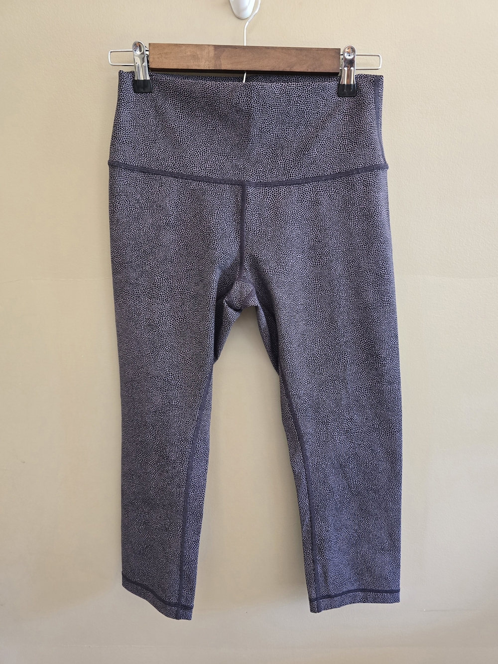 Lululemon Wunder Under Crop (Hi- Rise) (Full-On Luxtreme 21")